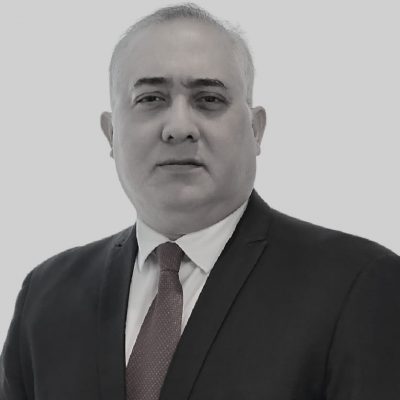 Abogado Oscar Arce Fong